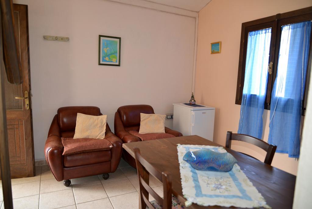 Hotel Valle Del Cedrino Galtellì Buitenkant foto
