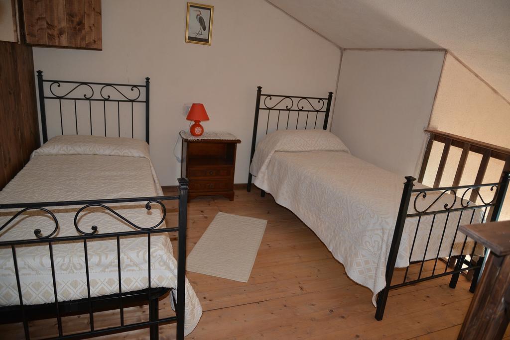 Hotel Valle Del Cedrino Galtellì Buitenkant foto