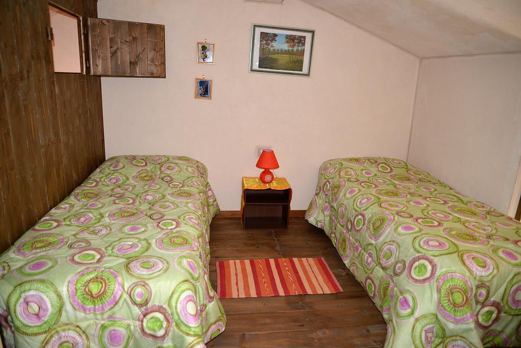 Hotel Valle Del Cedrino Galtellì Buitenkant foto