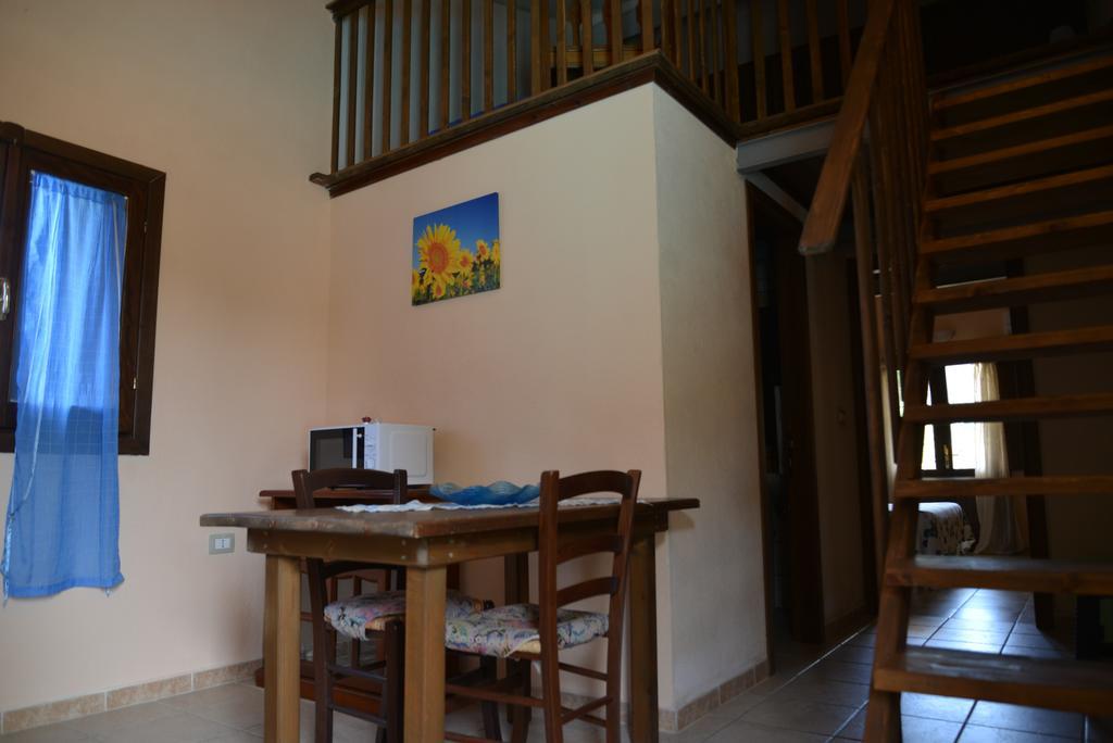 Hotel Valle Del Cedrino Galtellì Buitenkant foto