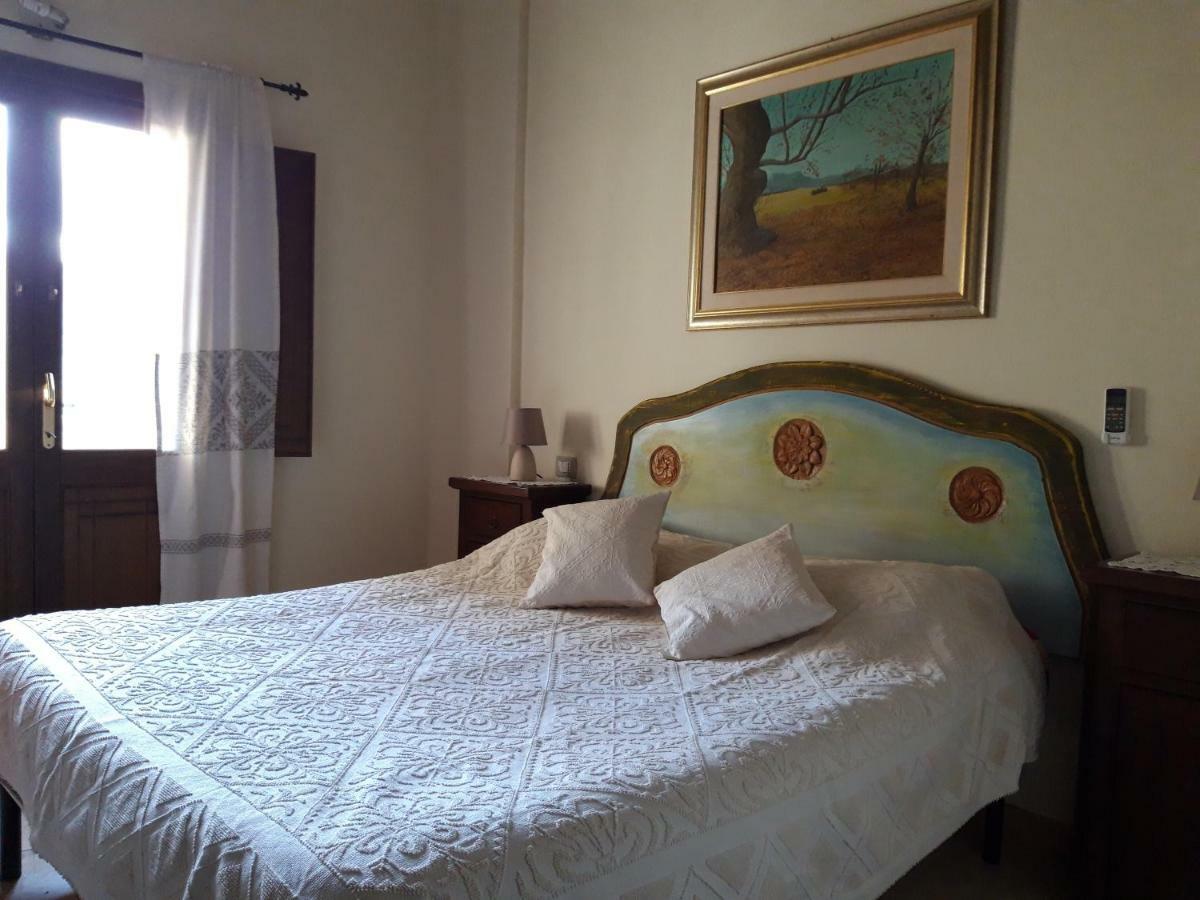 Hotel Valle Del Cedrino Galtellì Buitenkant foto
