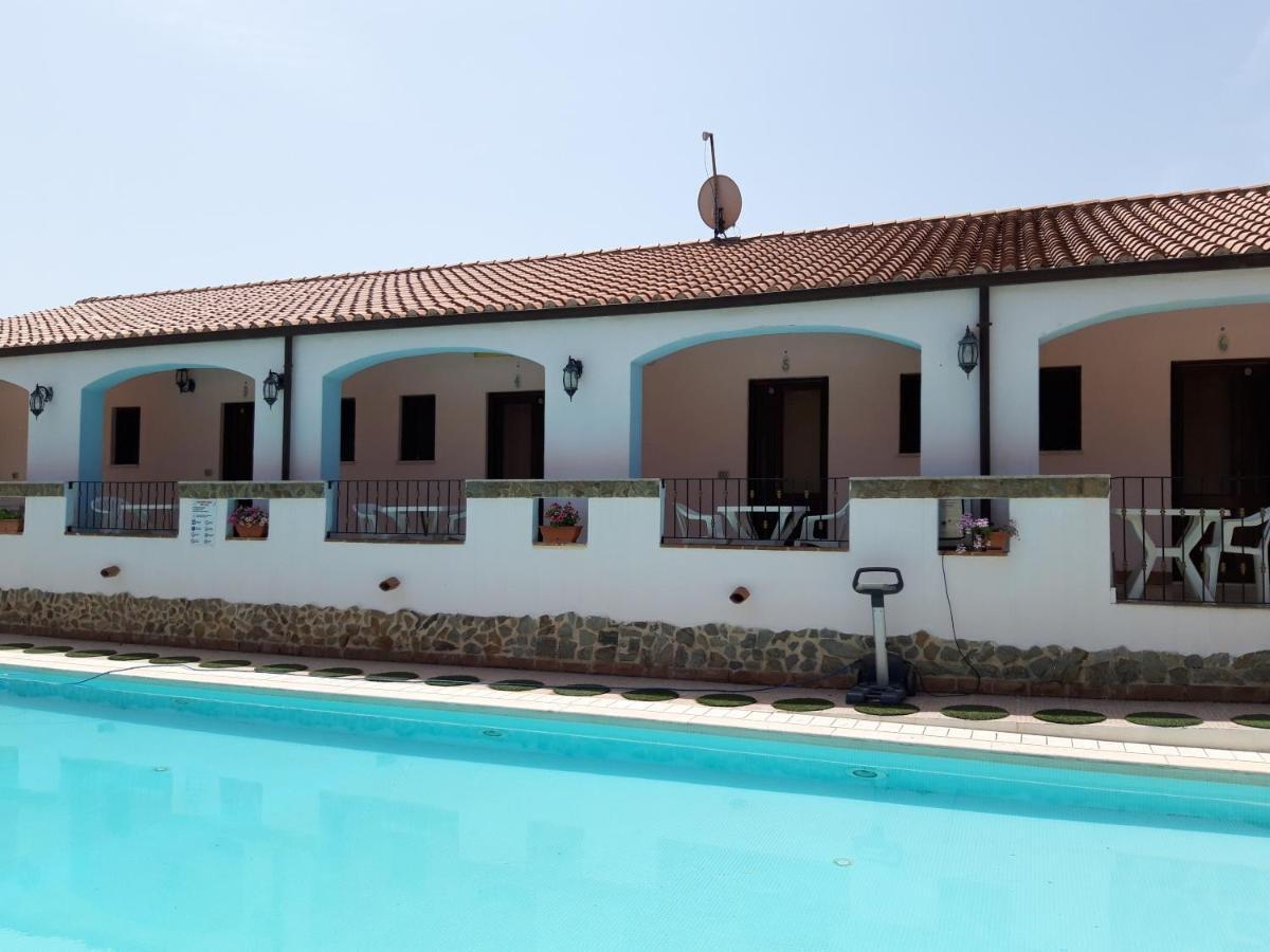 Hotel Valle Del Cedrino Galtellì Buitenkant foto