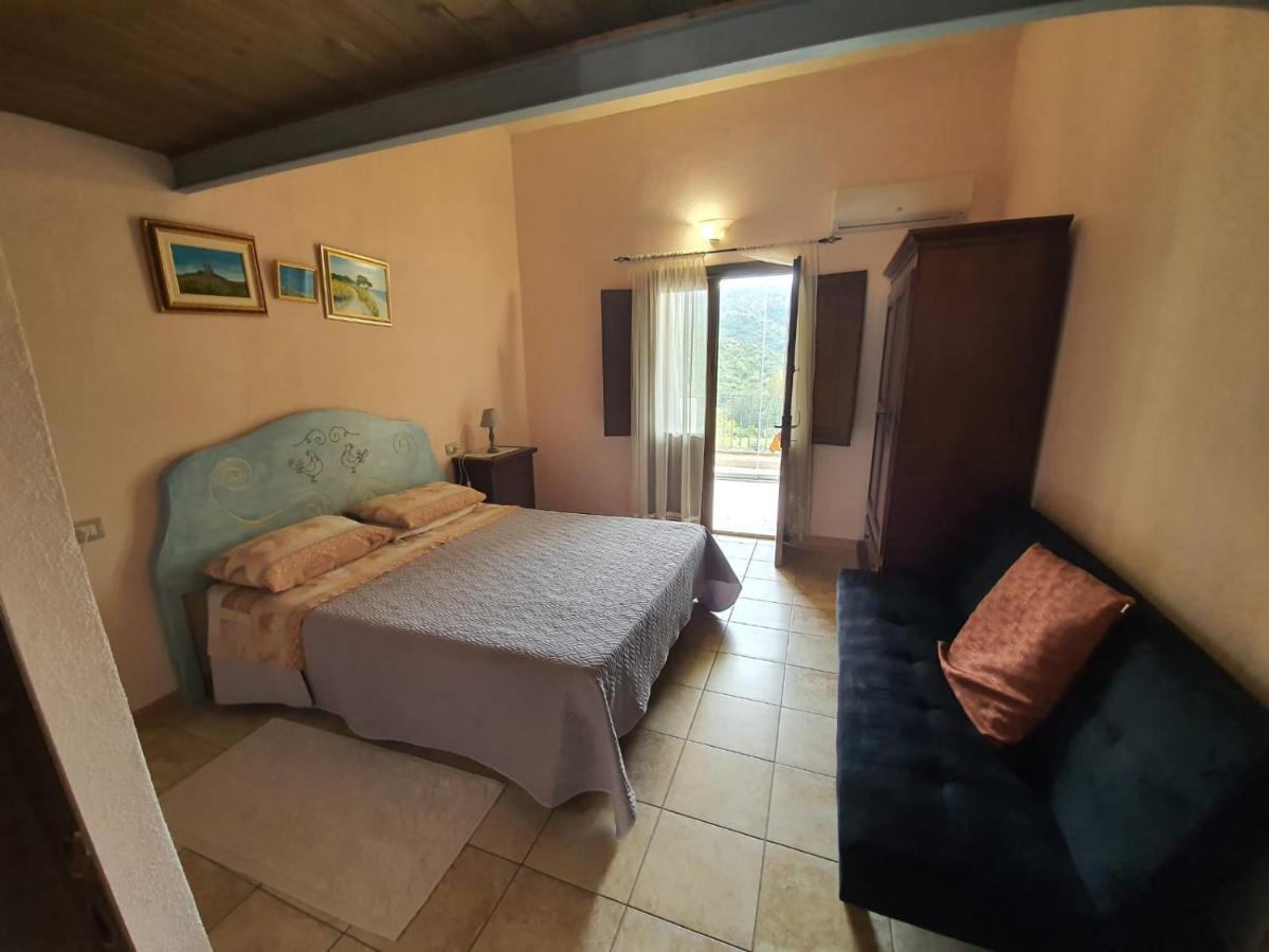 Hotel Valle Del Cedrino Galtellì Buitenkant foto